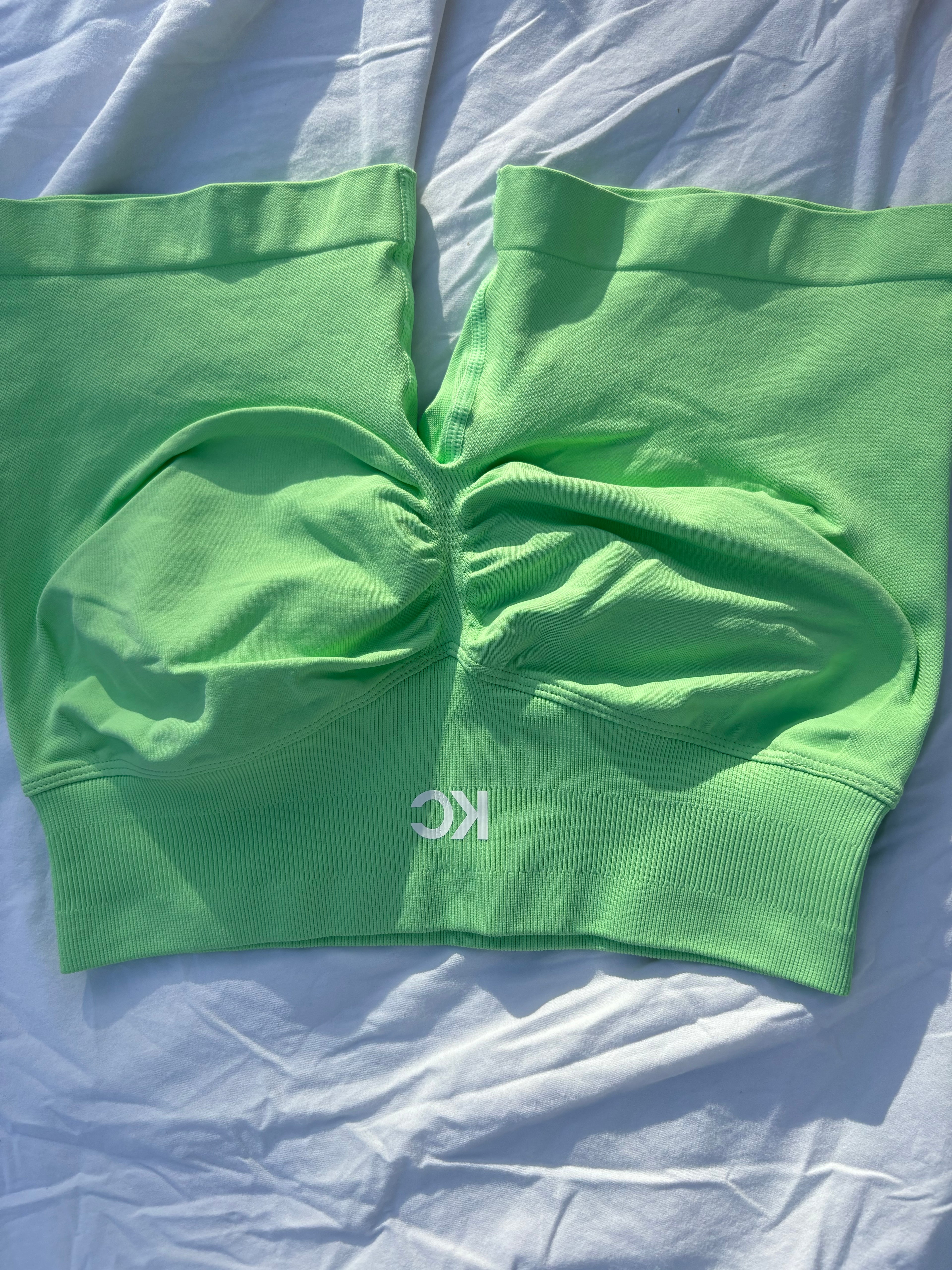 Aero - Elevate Scrunch Shorts